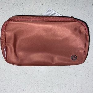 NEW - Lululemon Brier Rose Belt Bag